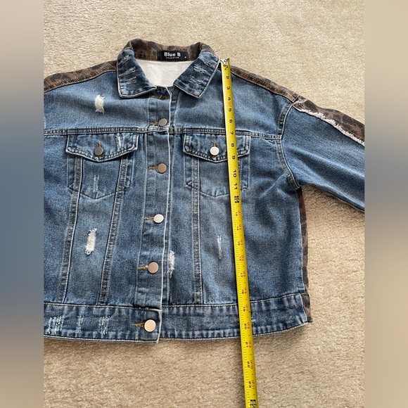 Blue B Collection - Blue Jean Denim Jacket w/ Leopard Print - Size: Medium - Picture 3 of 6